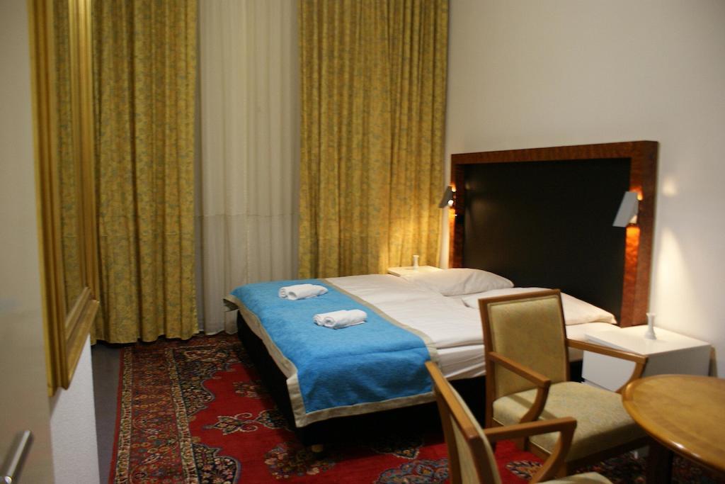 Hotel Garni Aaberna Berlin Ruang foto